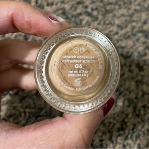 Glossier stretch concealer G6 and G7 gently used and sanitized